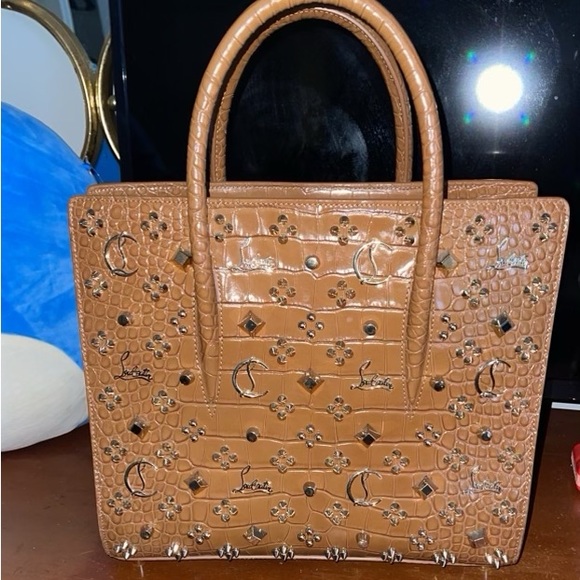 Christian Louboutin medium size Paloma Bag - Picture 2 of 6